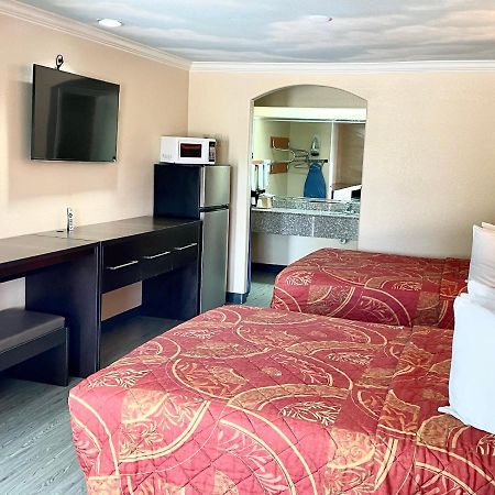 Luxury Inn リバティー エクステリア 写真