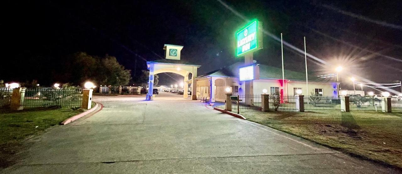 Luxury Inn リバティー エクステリア 写真